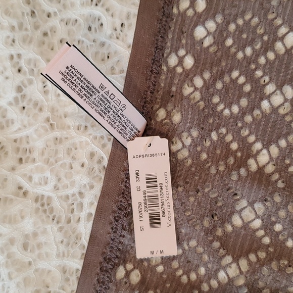 Victoria secret bikini panties - Picture 4 of 5